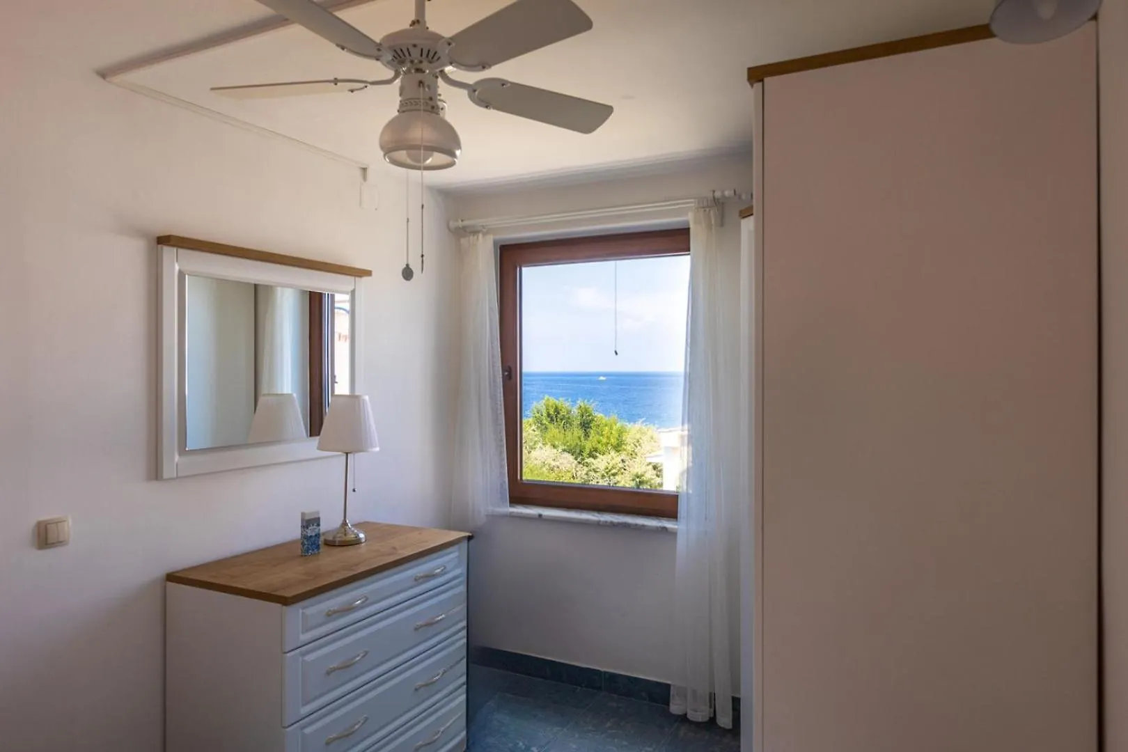 Apartment Blue Gallery Vantacici